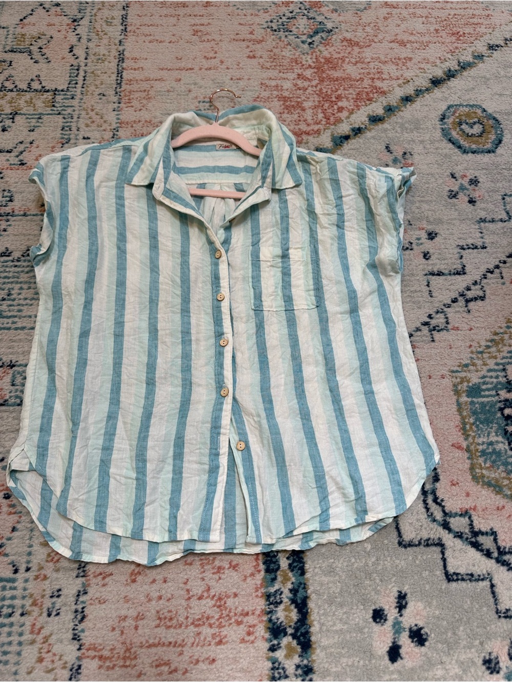 Faherty Blue and White Striped Short-Sleeve Button-Down Shirt